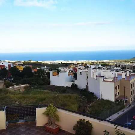 Atico Guimar Apartamento *